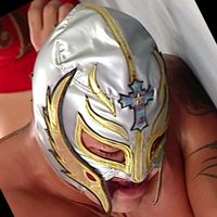 Mask: Silver w/ Gold