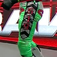 Tights, Tags: Green w/ Red