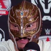 Rey Mysterio - Mask: Gold w/ Croco